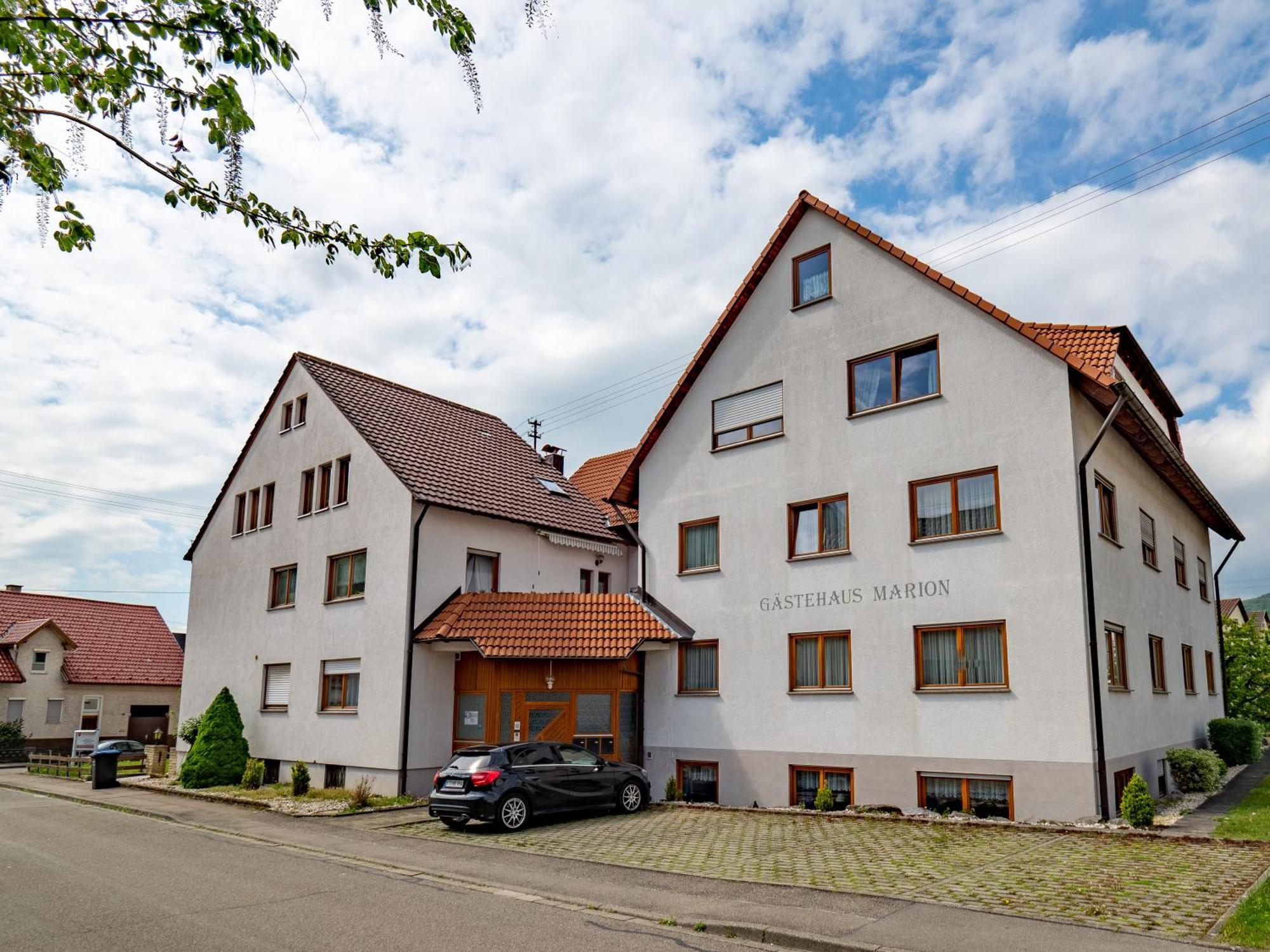 Gaestehaus Marion Dettingen an der Erms Εξωτερικό φωτογραφία